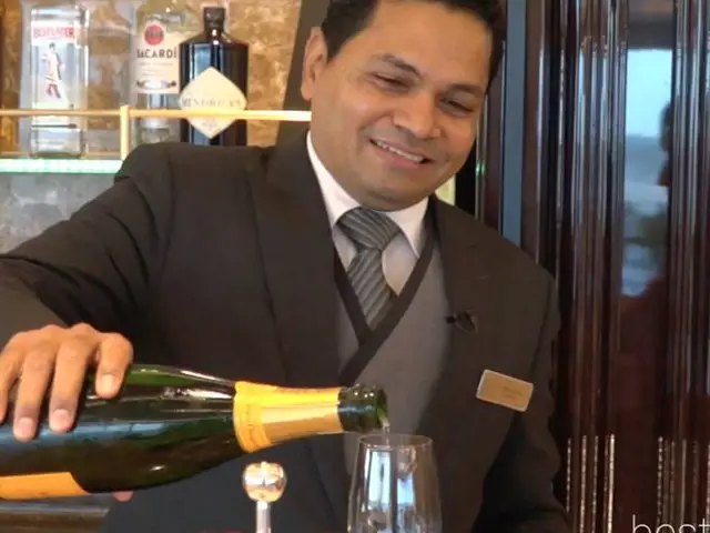 A Day in the Life of a Butler on Regent Seven Seas Cruises