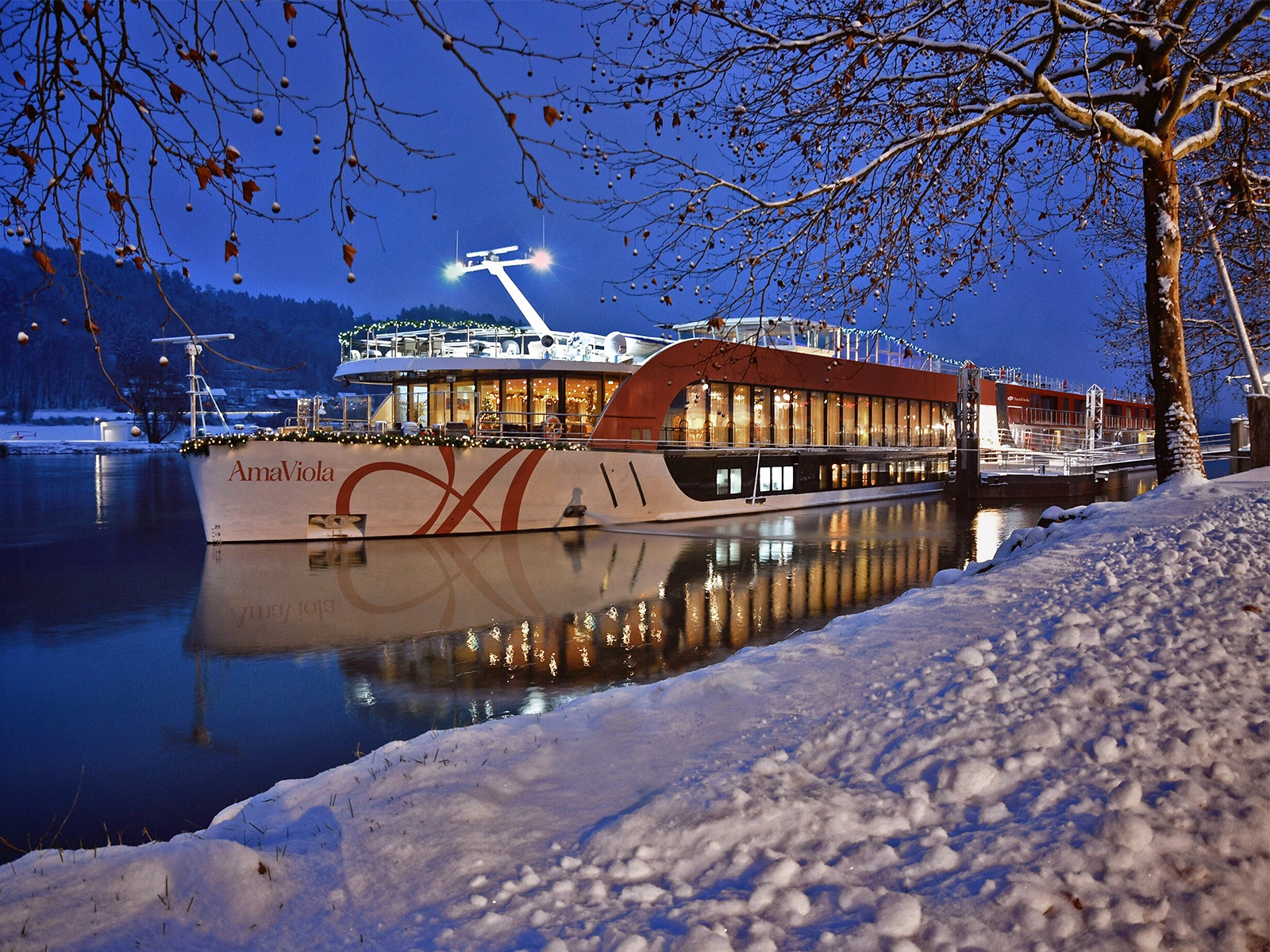 AmaWaterways: Solo New Year’s Cruises with 2-for-1 Savings