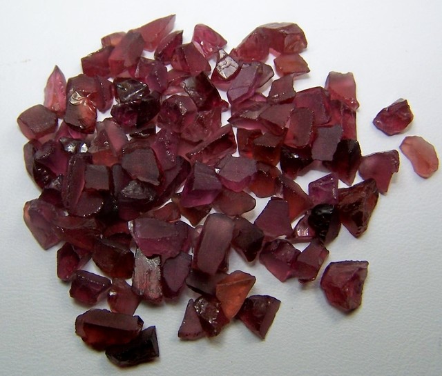 Garnet Gems Rough