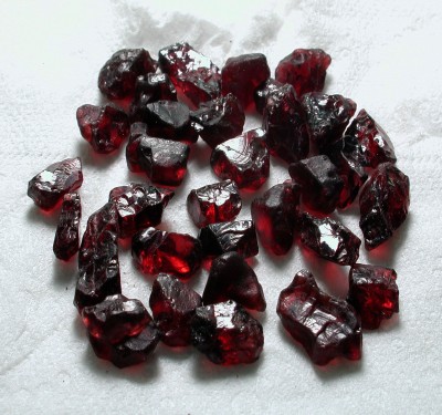 Garnet Gems Rough