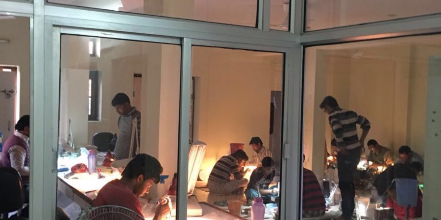 Gemstone Knowledge Without Professional Courses